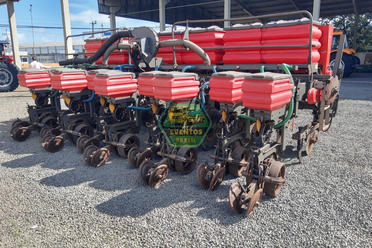 MASSEY FERGUSON SERIE 500 2010